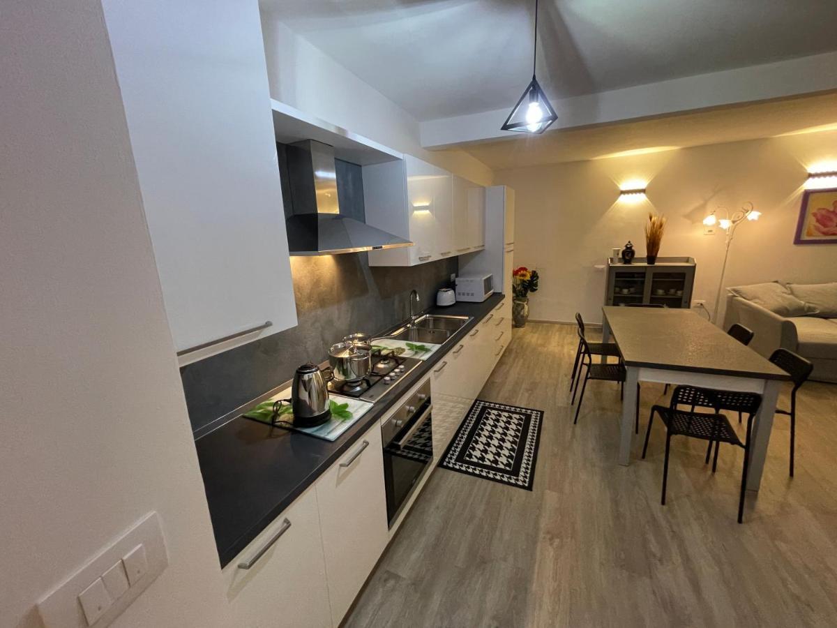 Casa Vacanza Revolta Trento Bagian luar foto